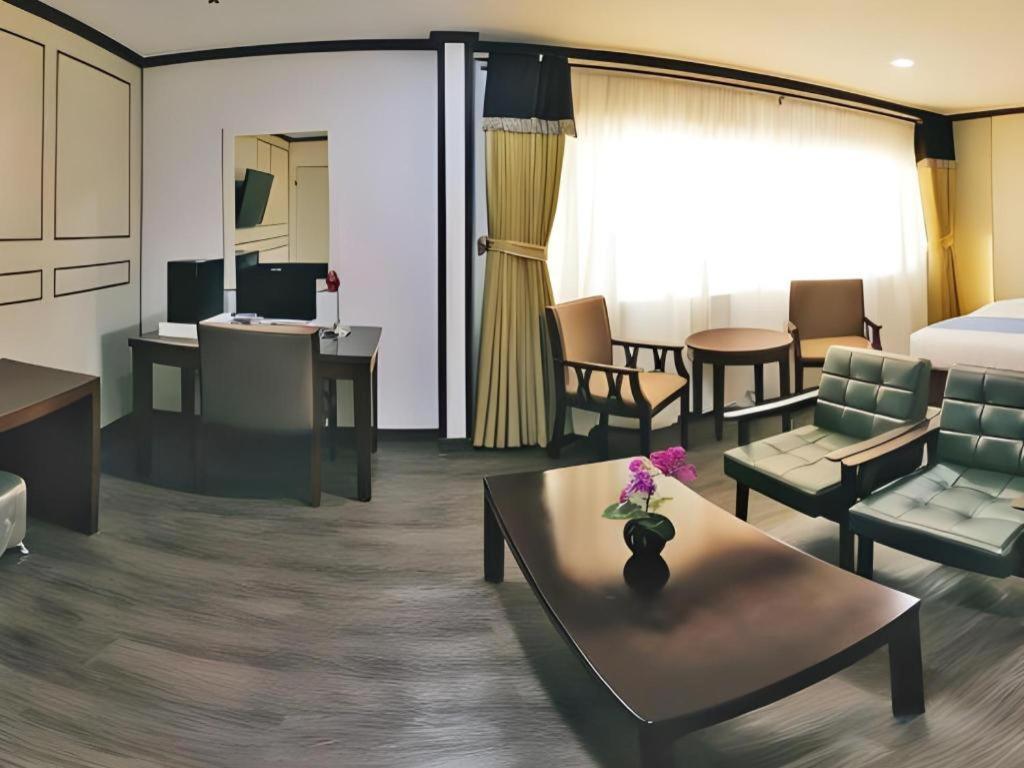 Horizon Hotel Олонгапо Екстер'єр фото